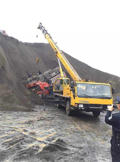 博爱上犹道路救援